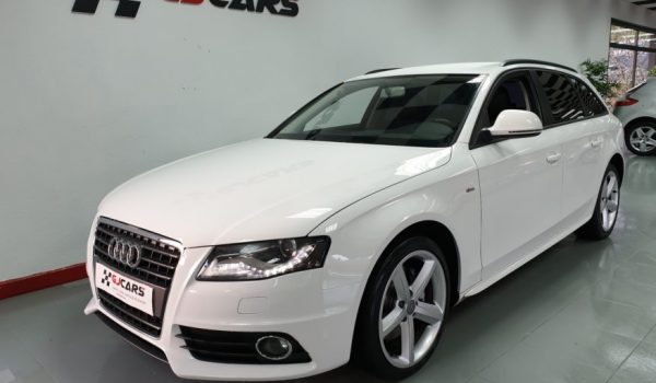 AUDI A4 AVANT